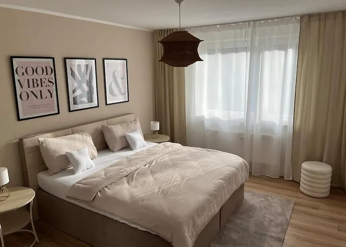 Gemuetliche, Zentrale Nahe Uni & Duesseldorf *